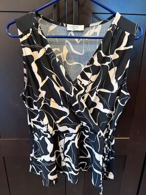 Beacon Apparel Blouse Size Large